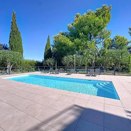Comfort And Relaxation And Swimming Pool Daire *